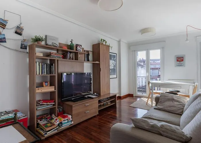 Bonito Piso Con Vistas, Centrico, Acogedor * Vigo